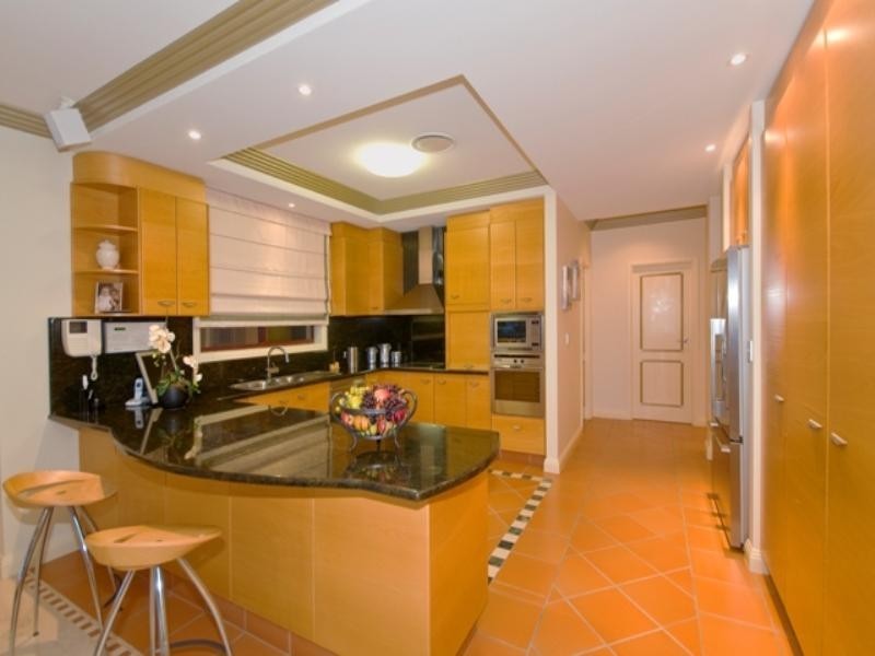 41 Istana View, Clear Island Waters QLD 4226