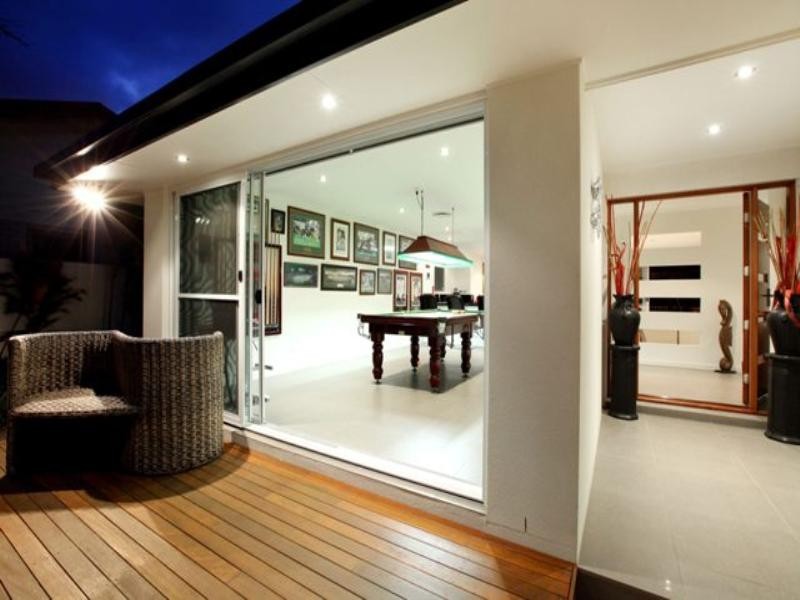 Broadbeach Waters QLD 4218