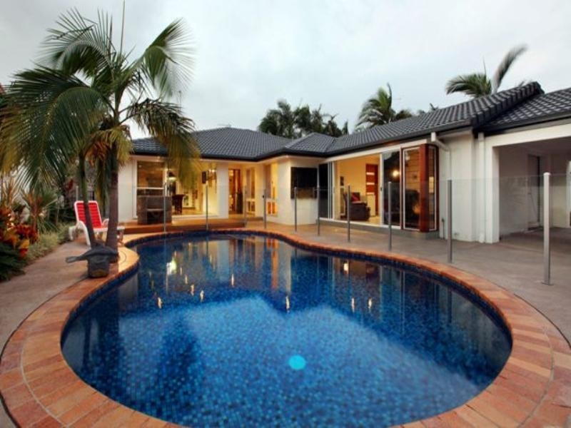 Broadbeach Waters QLD 4218