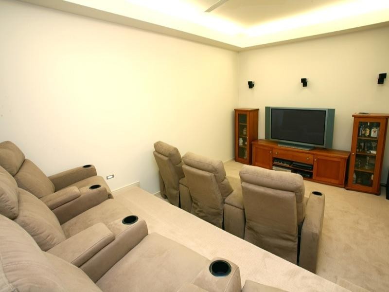 62 Hedges Avenue, Mermaid Beach QLD 4218