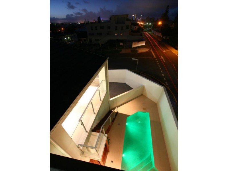 62 Hedges Avenue, Mermaid Beach QLD 4218