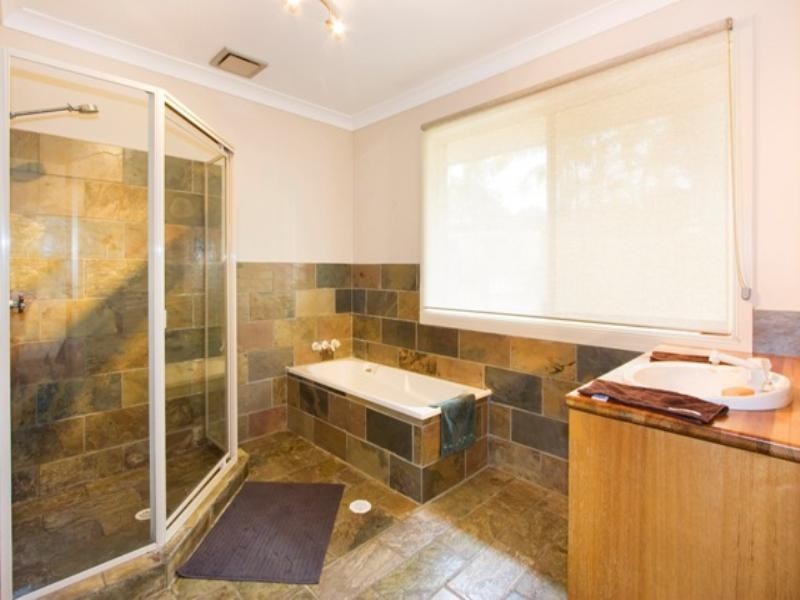 50 Hickey Way, Carrara QLD 4211