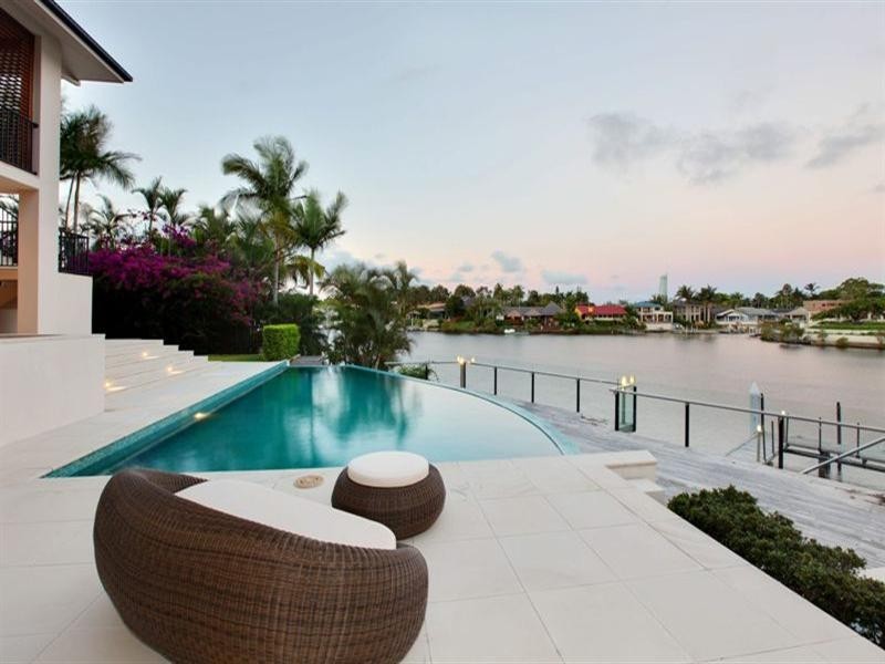 20 Marseille Court, Sorrento QLD 4217