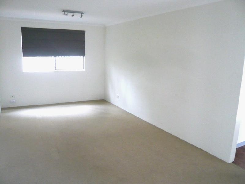 1/43 Britannia Avenue, Broadbeach QLD 4218