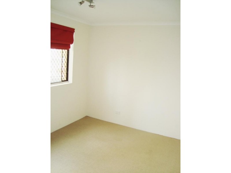 1/43 Britannia Avenue, Broadbeach QLD 4218