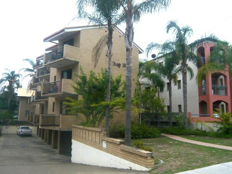 1/43 Britannia Avenue, Broadbeach QLD 4218