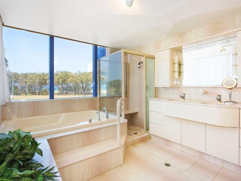 2 ‘Mustique’, 3456 Main Beach Parade, Surfers Paradise QLD 4217