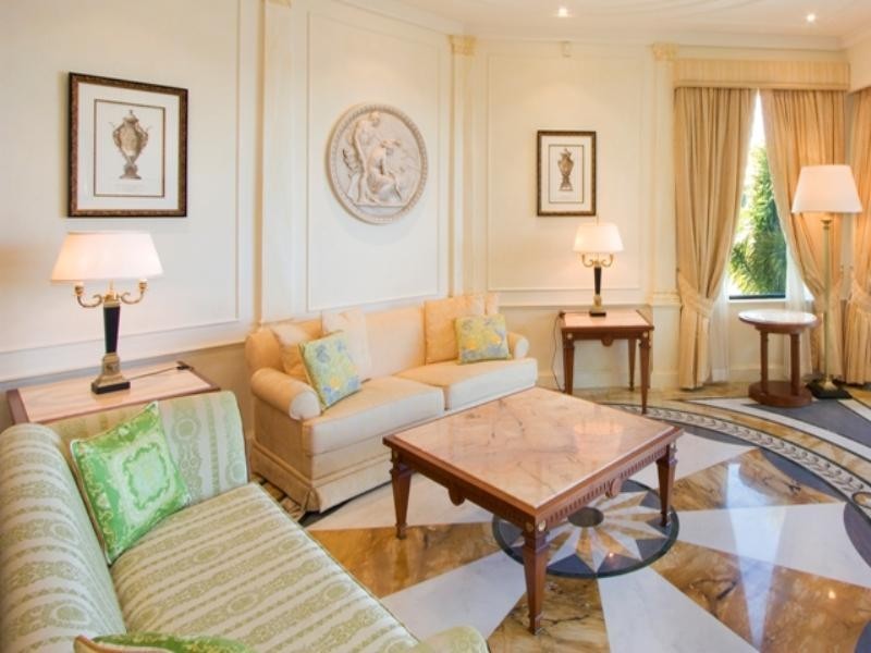 64 ‘Palazzo Versace’ 94 Seaworld Drive, Main Beach QLD 4217