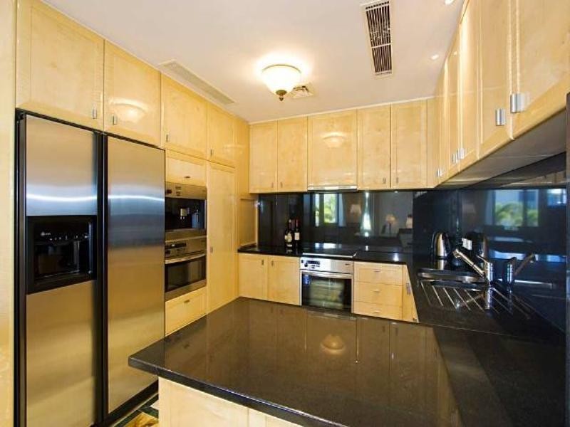 64 ‘Palazzo Versace’ 94 Seaworld Drive, Main Beach QLD 4217