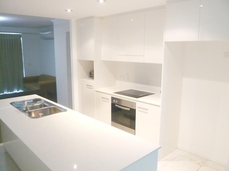 20/1 Gaven Crescent “ZONE”, Mermaid Beach QLD 4218