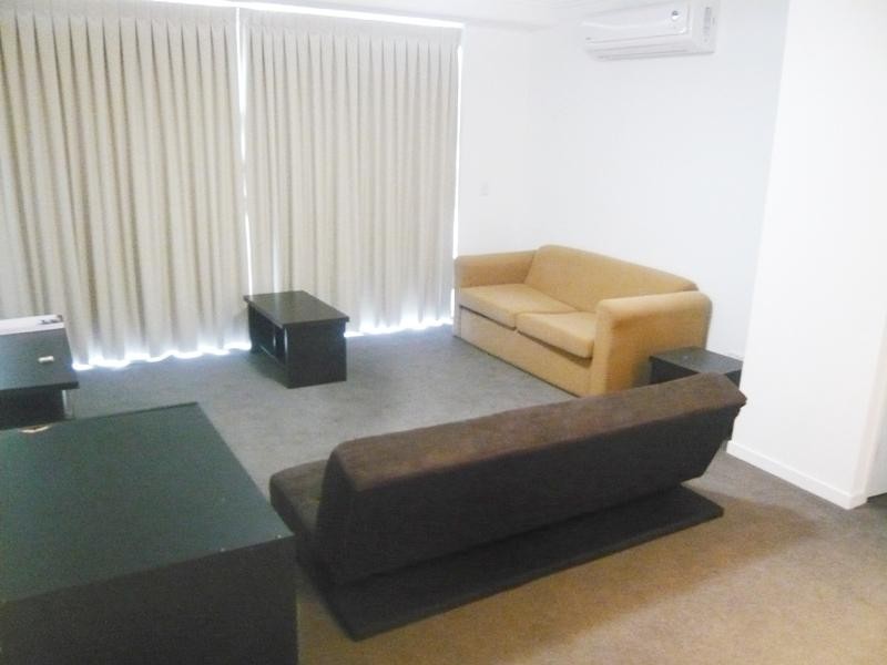 20/1 Gaven Crescent “ZONE”, Mermaid Beach QLD 4218