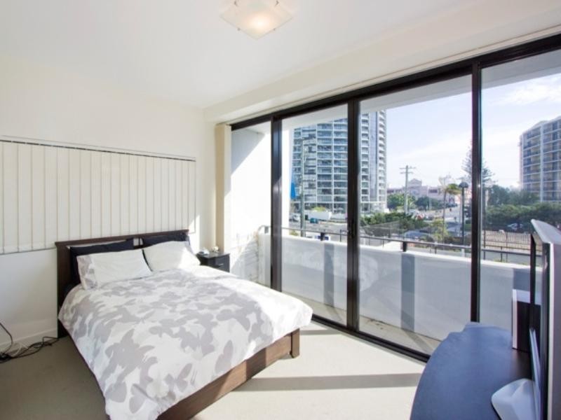 202 ”Ultra” 14 George Street, Broadbeach QLD 4218