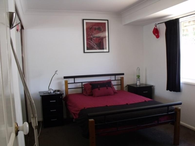 3 Monteclair Court, Mermaid Waters QLD 4218