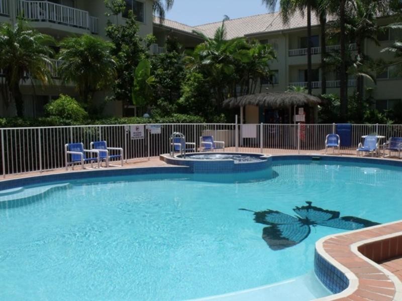 37 Surfers Tradewinds 42 Beach Parade, Surfers Paradise QLD 4217