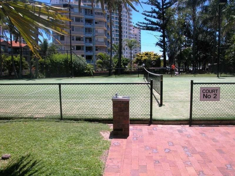 21B ‘ Surfers Aquarius’, 4 Old Burleigh Road, Broadbeach QLD 4218