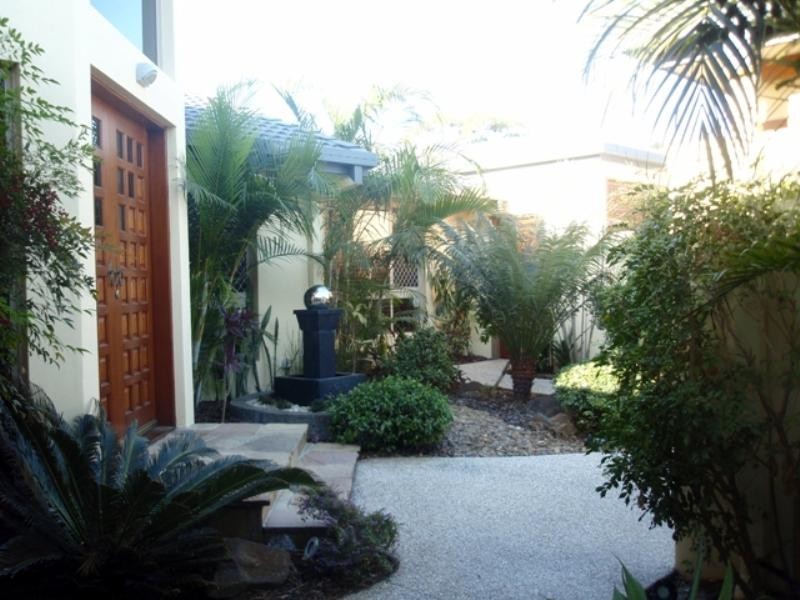 5 Metricup Court, Mermaid Waters QLD 4218