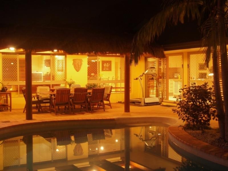 5 Metricup Court, Mermaid Waters QLD 4218