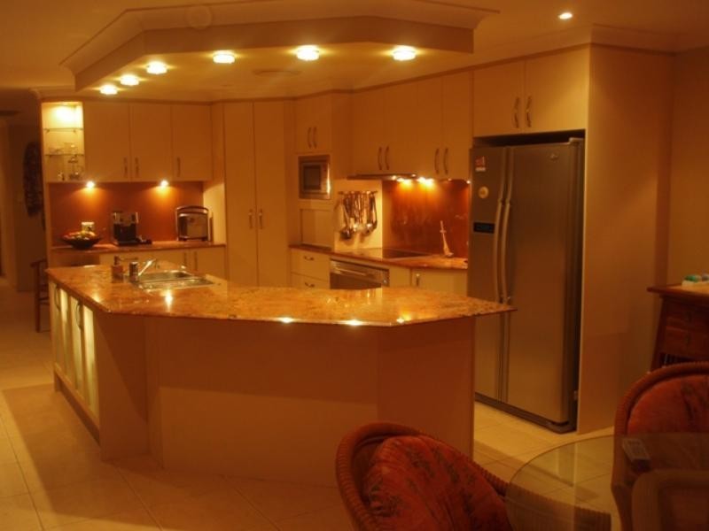 5 Metricup Court, Mermaid Waters QLD 4218