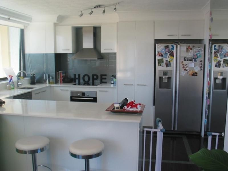 34 ‘Aegean’, 30 Laycock Street, Surfers Paradise QLD 4217