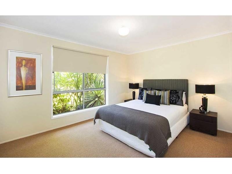 42 Marble Drive, Carrara QLD 4211