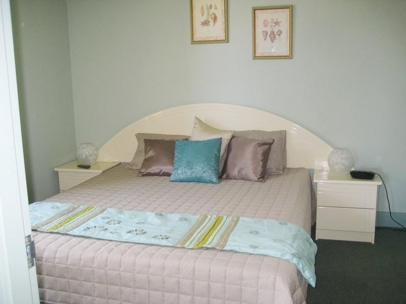 27/212 Margaret Avenue, Broadbeach QLD 4218