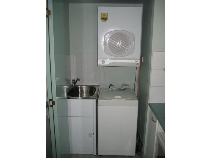 27/212 Margaret Avenue, Broadbeach QLD 4218