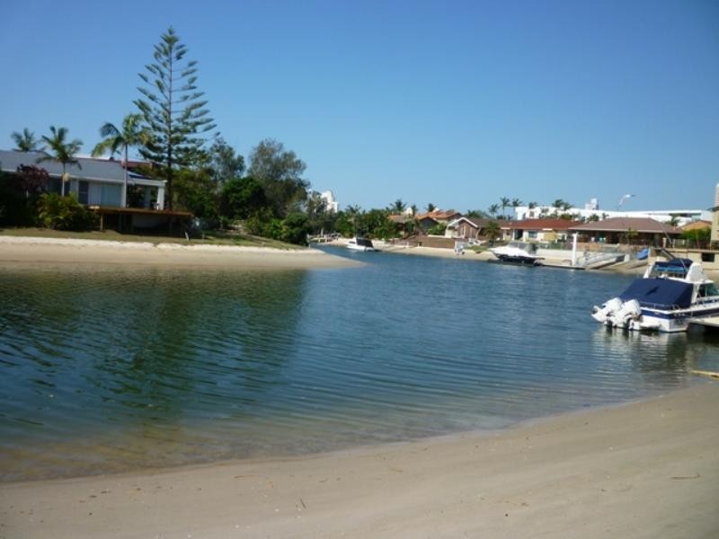 Broadbeach Waters QLD 4218
