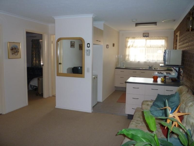 Broadbeach Waters QLD 4218