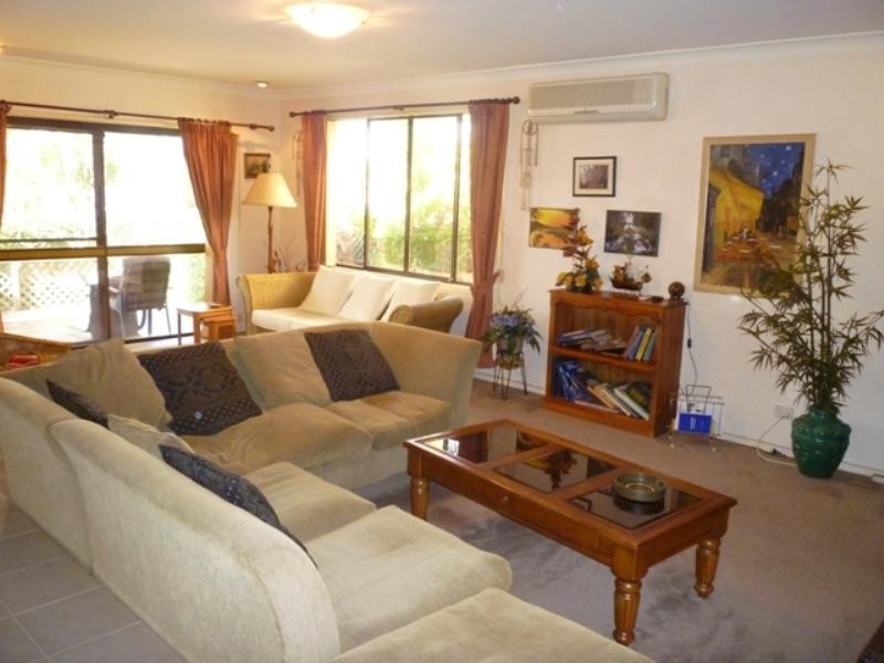 Broadbeach Waters QLD 4218