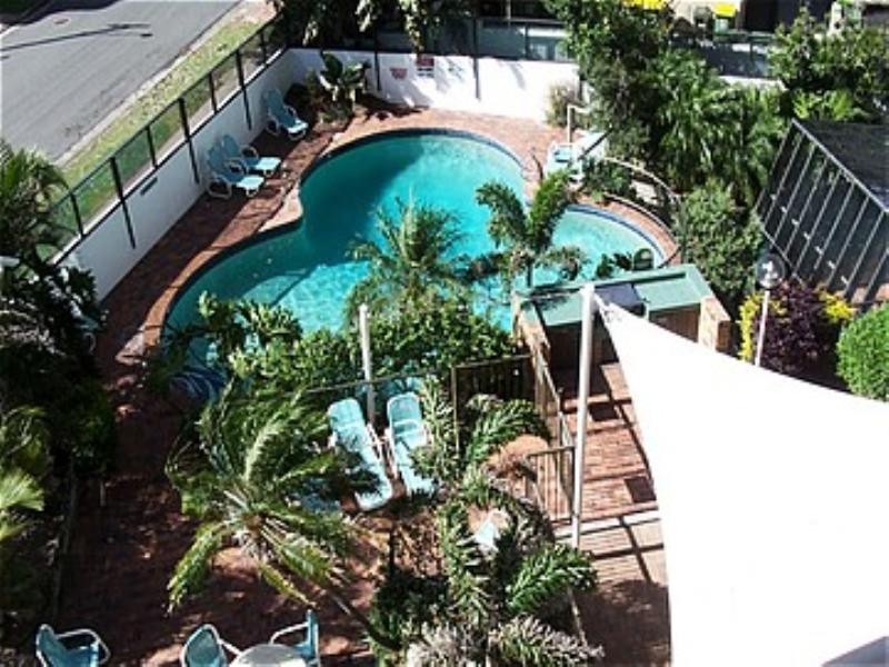 14/4 Britannia Avenue, Broadbeach QLD 4218