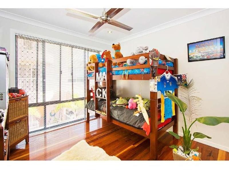 111 Petrel Avenue, Mermaid Beach QLD 4218