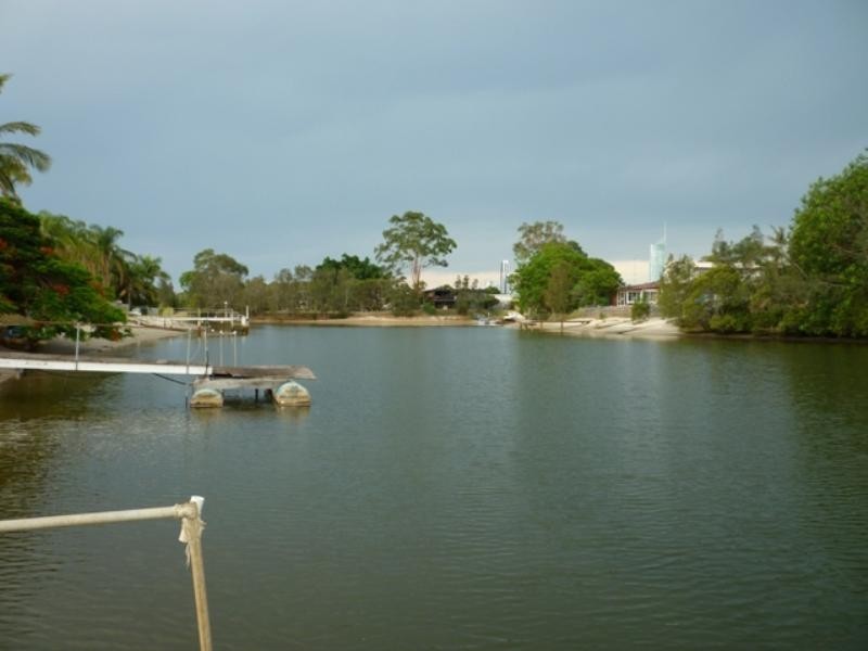 Broadbeach Waters QLD 4218