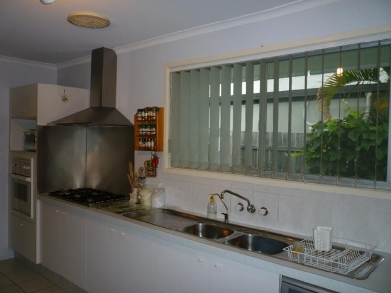 Broadbeach Waters QLD 4218