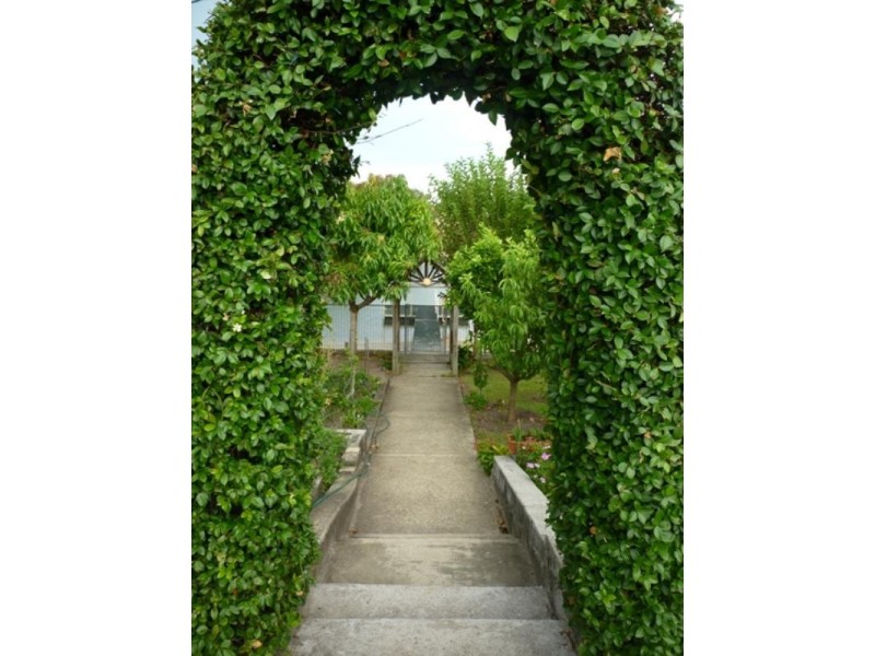 Broadbeach Waters QLD 4218