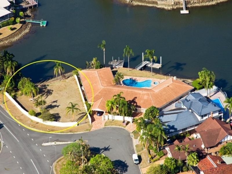 2 Emu Court, Sorrento QLD 4217
