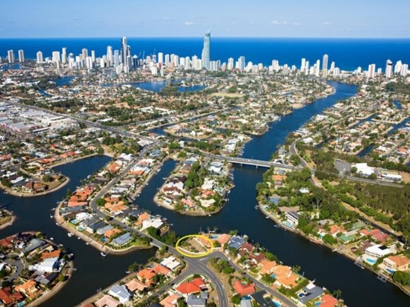2 Emu Court, Sorrento QLD 4217