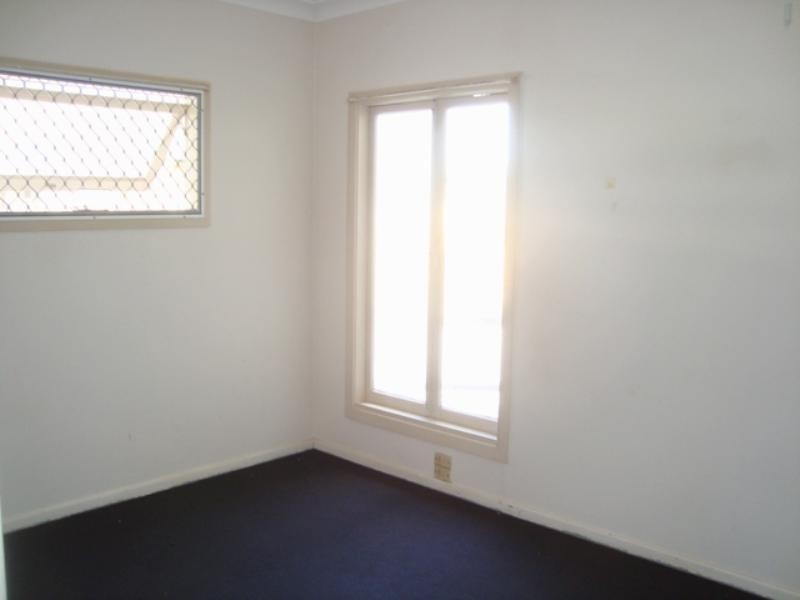 8/4 First Avenue, Burleigh Heads QLD 4220