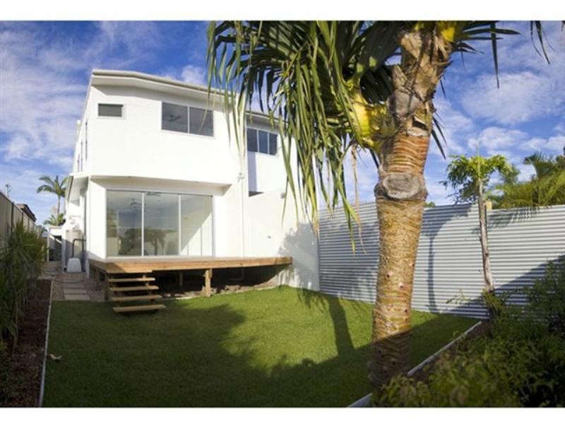 21A Kiers Road, Miami QLD 4220
