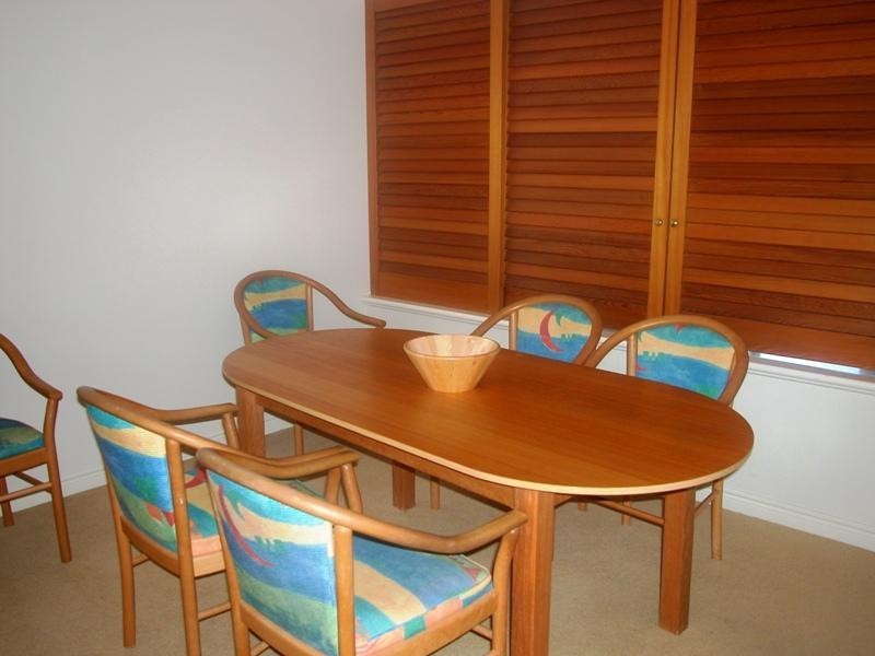 18 ‘La Grande’, 122 Old Burleigh Road, Broadbeach QLD 4218