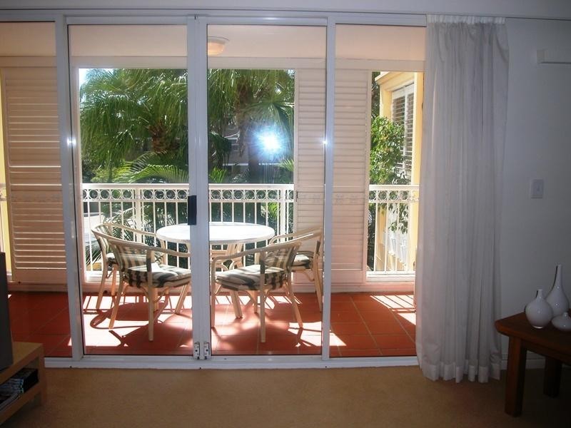 18 ‘La Grande’, 122 Old Burleigh Road, Broadbeach QLD 4218