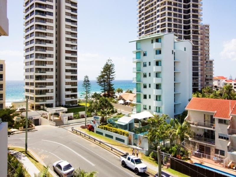 4A ”Marriner Views”, 7 Fern Street, Surfers Paradise QLD 4217