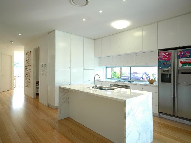 37 Petrel Avenue, Mermaid Beach QLD 4218