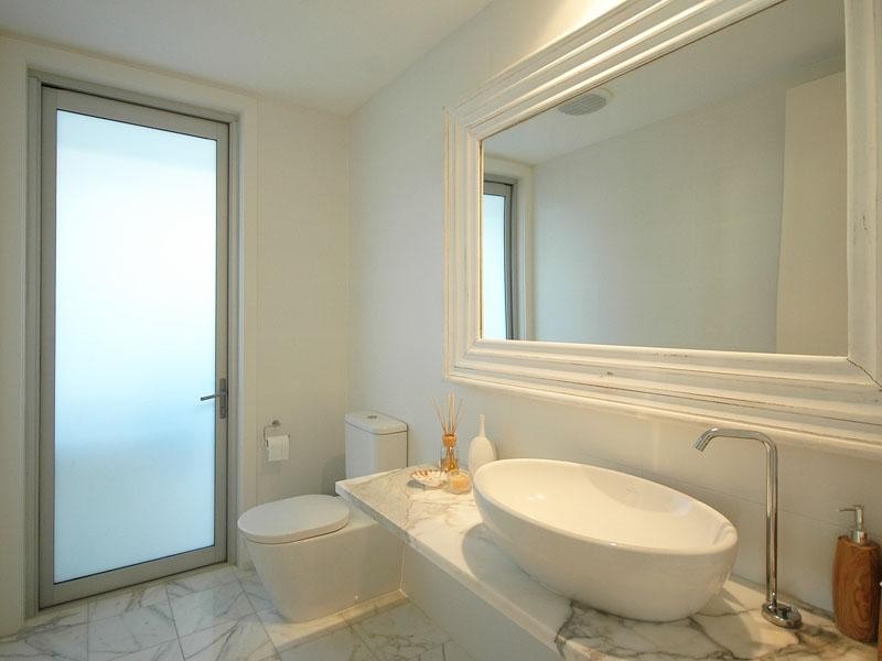 37 Petrel Avenue, Mermaid Beach QLD 4218