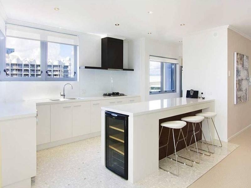 13/120 ‘Surf 120′ Surf Parade, Broadbeach QLD 4218