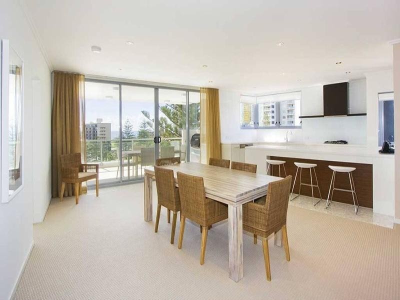 13/120 ‘Surf 120′ Surf Parade, Broadbeach QLD 4218