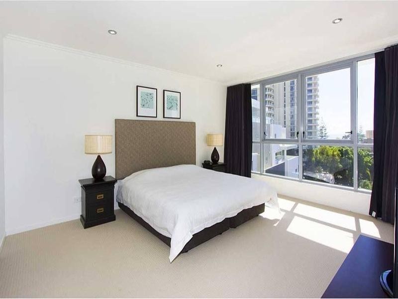 13/120 ‘Surf 120′ Surf Parade, Broadbeach QLD 4218