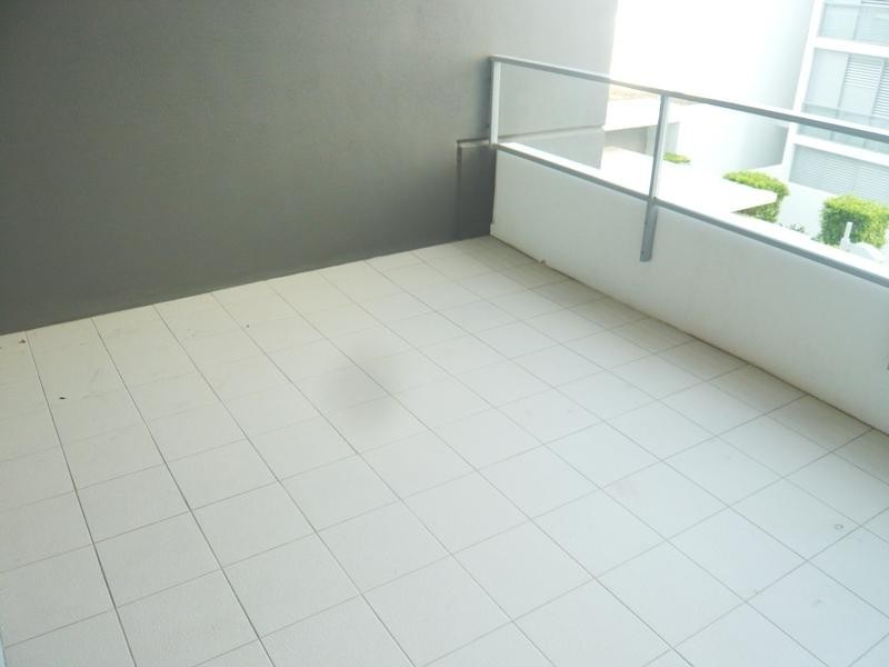 2218/33 Te Peters Drive “Freshwater Point”, Broadbeach Waters QLD 4218