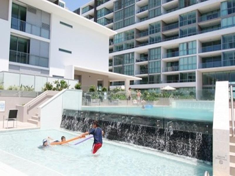 2218/33 Te Peters Drive “Freshwater Point”, Broadbeach Waters QLD 4218