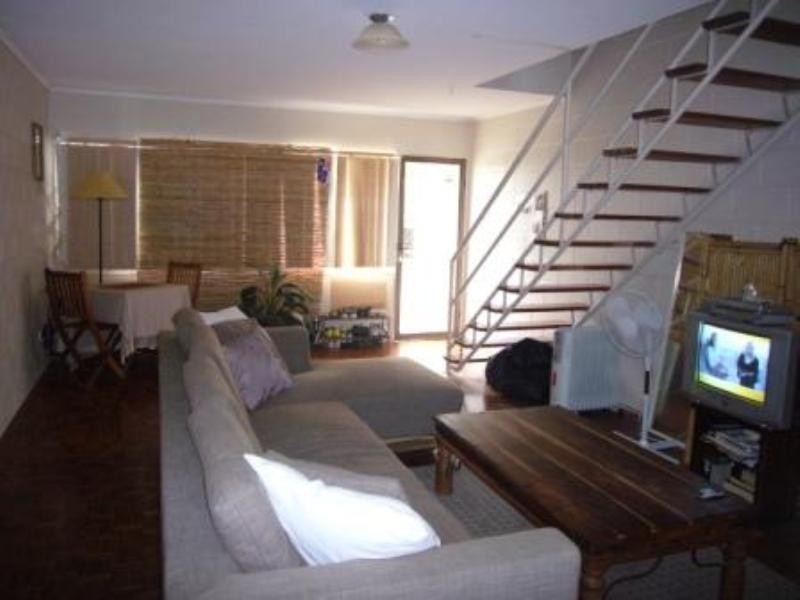 5/9 Mermaid Avenue, Mermaid Beach QLD 4218