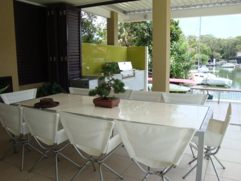 6 Biggs Place, Southport QLD 4215